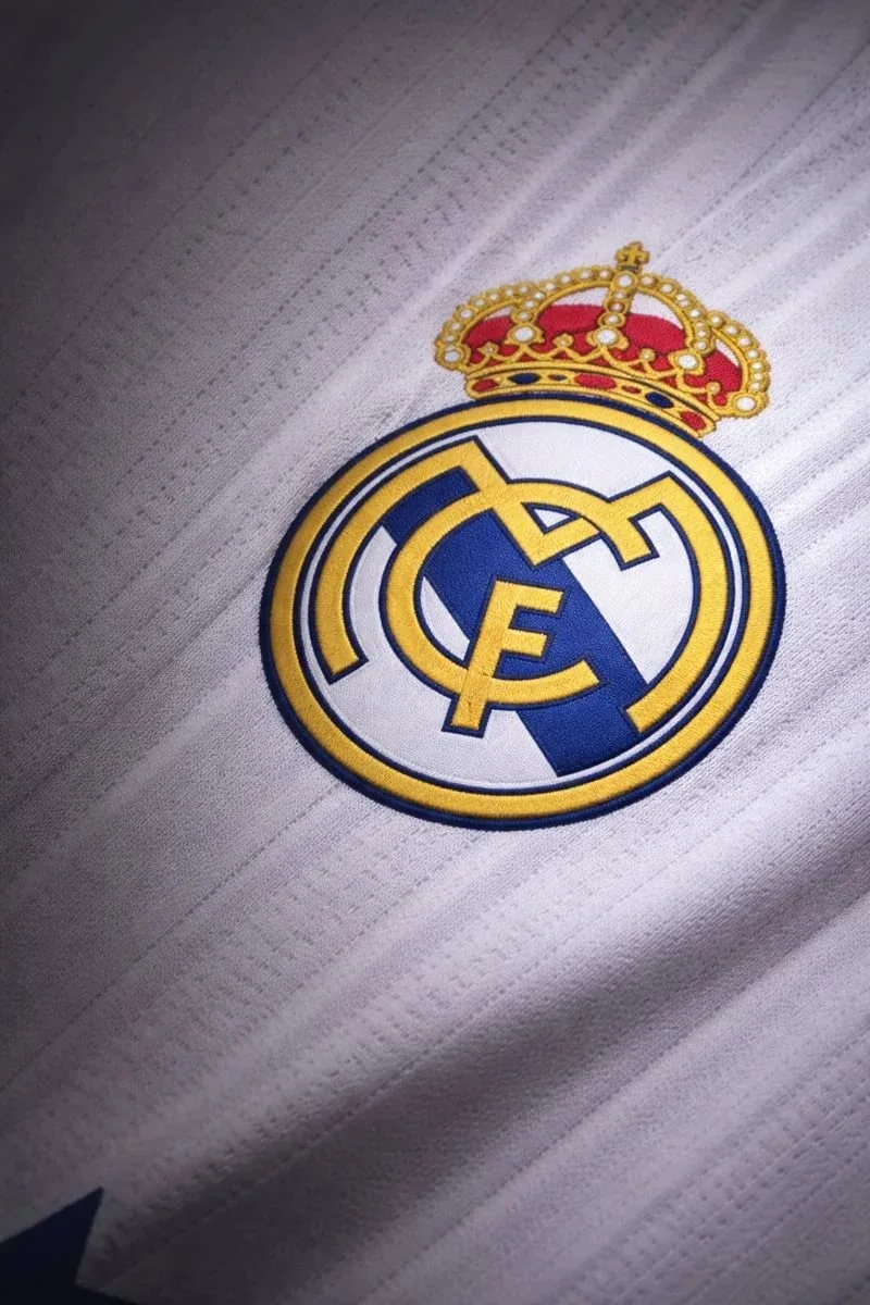 Áo đấu Real Madrid